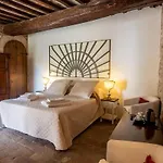Aparthotel Castello Valenzino *