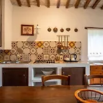 Aparthotel Castello Valenzino