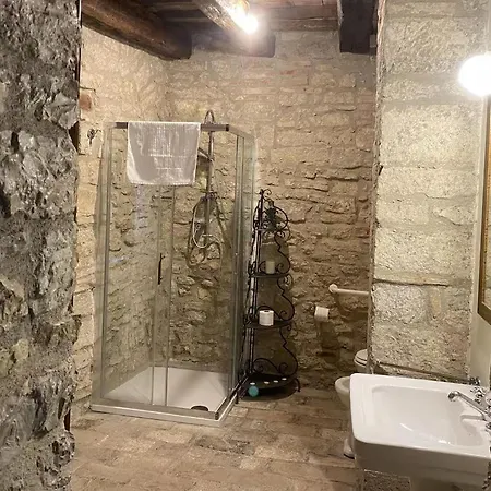 Lejlighedshotel Castello Valenzino Antognola