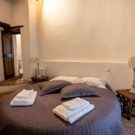 Castello Valenzino Aparthotel