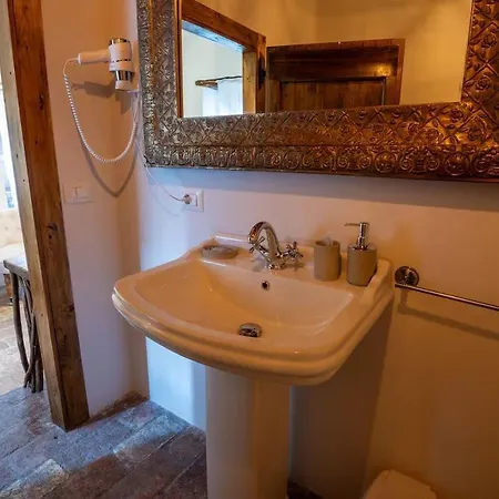 Aparthotel Castello Valenzino *
