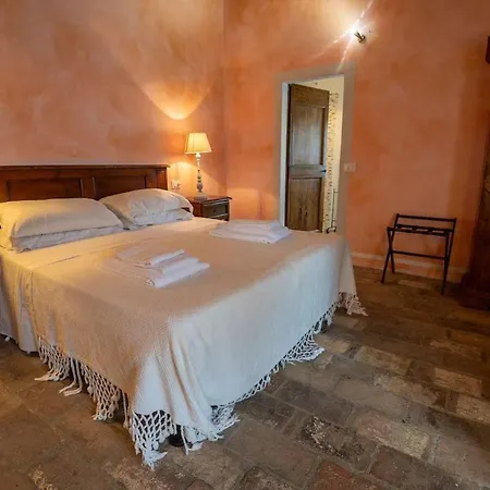 Aparthotel Castello Valenzino Antognola