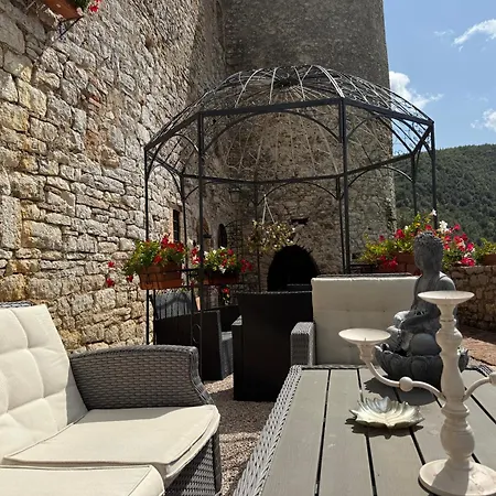Lejlighedshotel Castello Valenzino *
